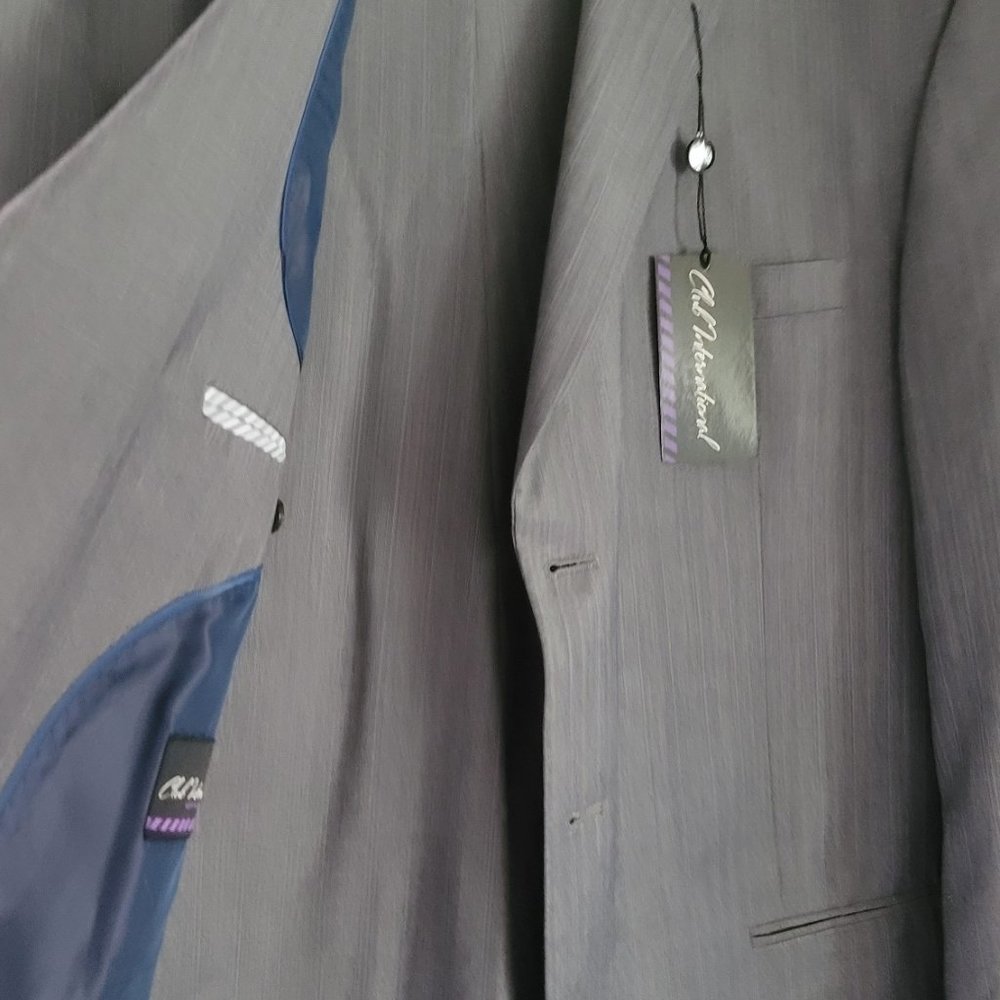 Charcoal Gray Men's tailored suit NWOT - Picture 5 of 12